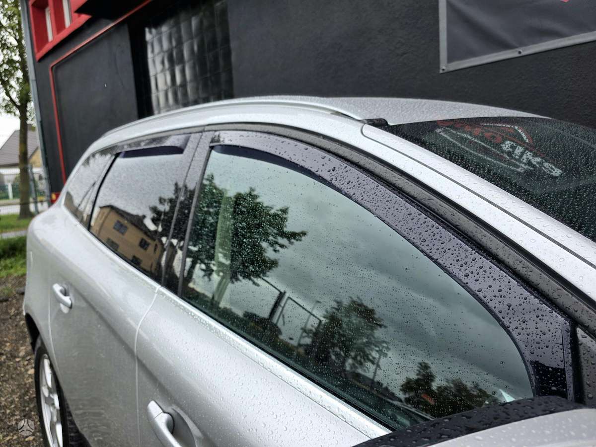 Volvo XC60 2009 — photo 12