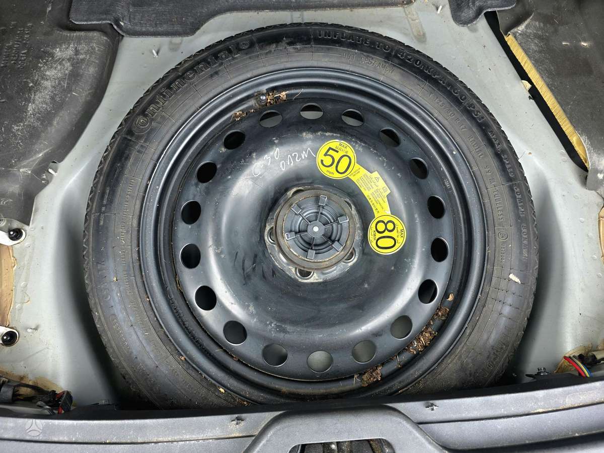 Volvo XC60 2009 — photo 30