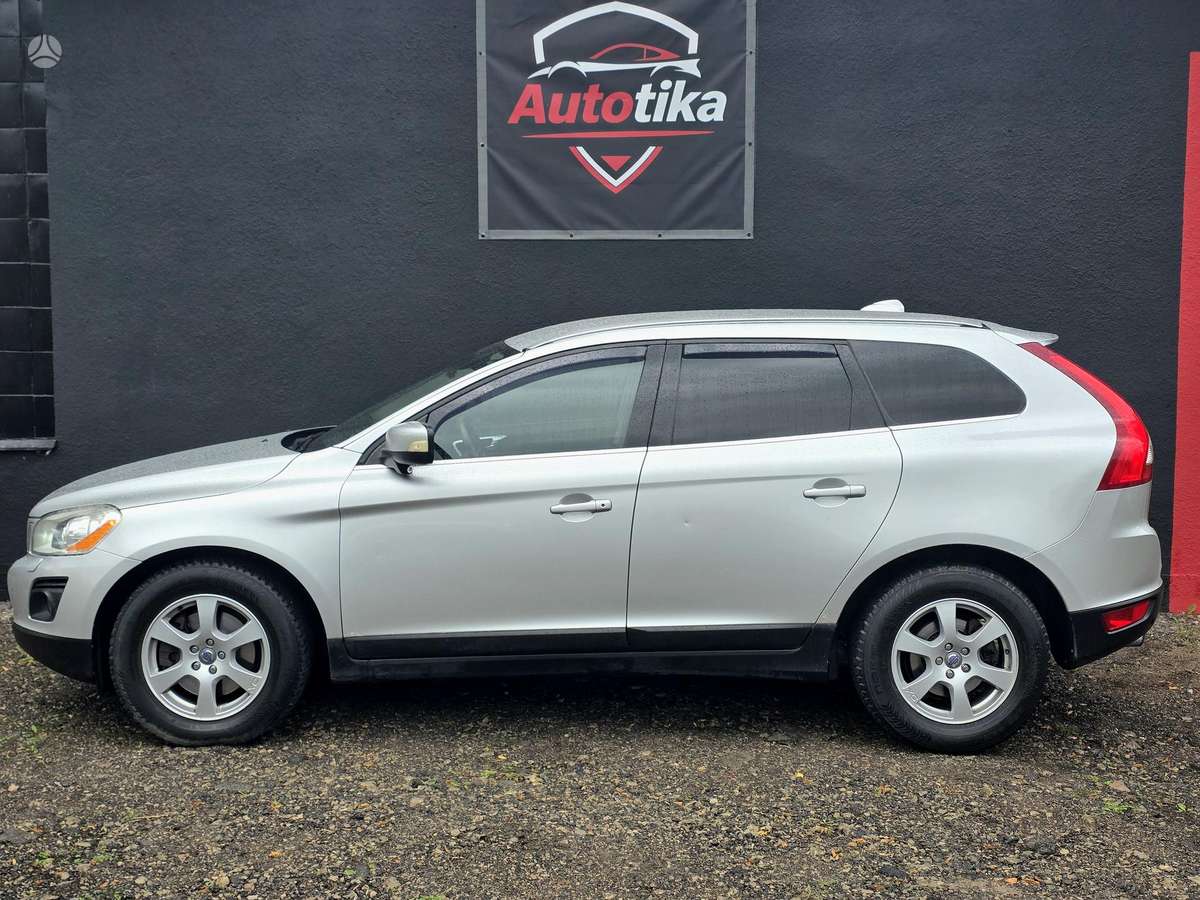Volvo XC60 2009 — engine 2400 cm³, 185 HP (136kW)