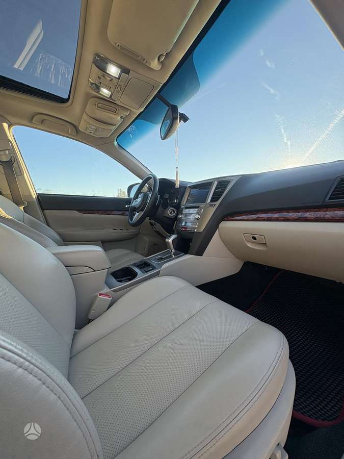 Subaru Outback 2012 — фото 21