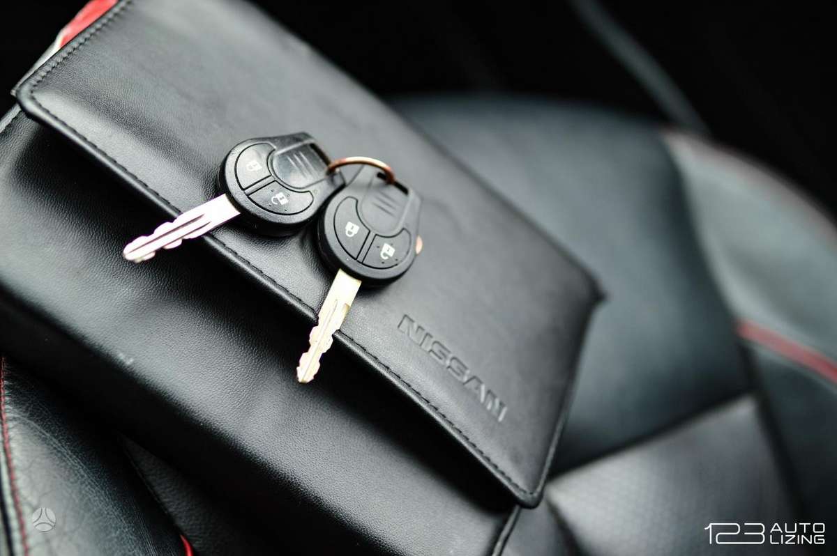 Nissan Juke 2011 — photo 24