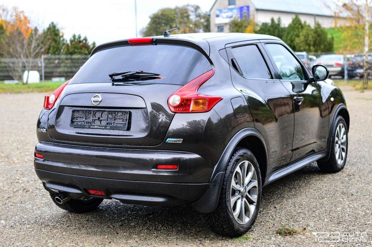 Nissan Juke 2011 — photo 8