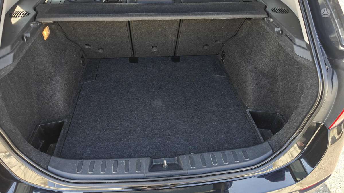 BMW X1 2010 — photo 14