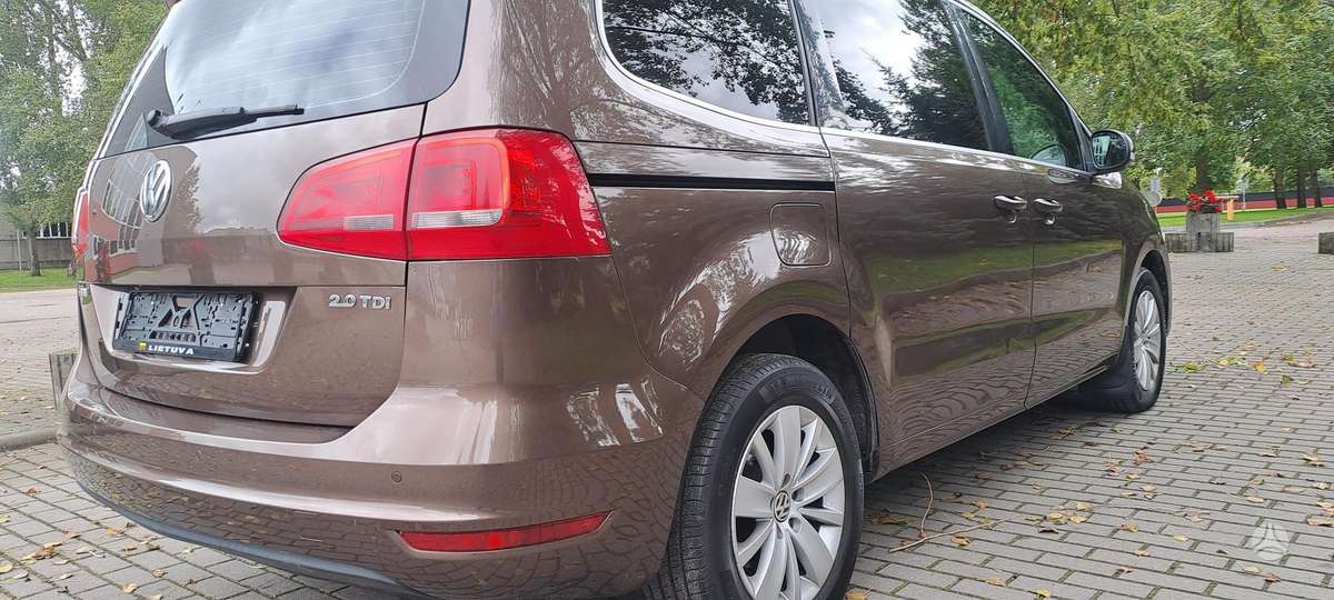 Volkswagen Sharan 2010 — двигун 1968 cm³, 140 HP (103kW)
