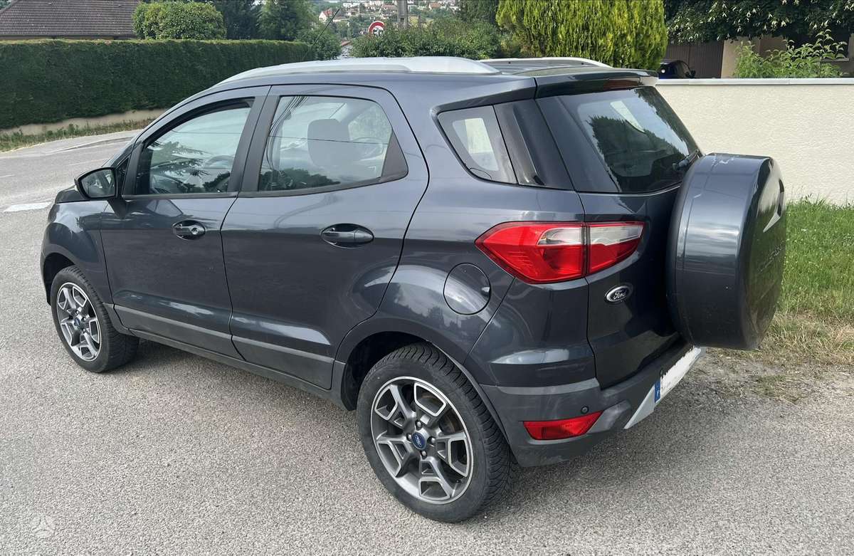 Ford EcoSport 2014 — фото 9