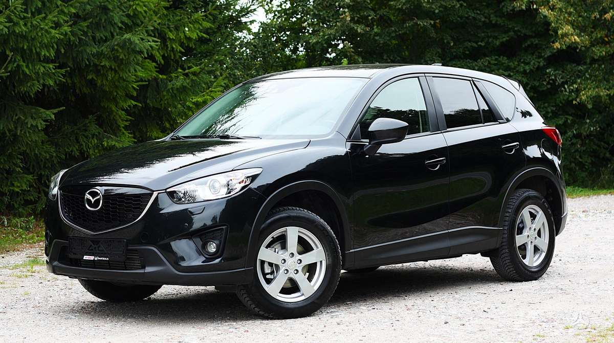 Mazda CX-5 2014 — rear view