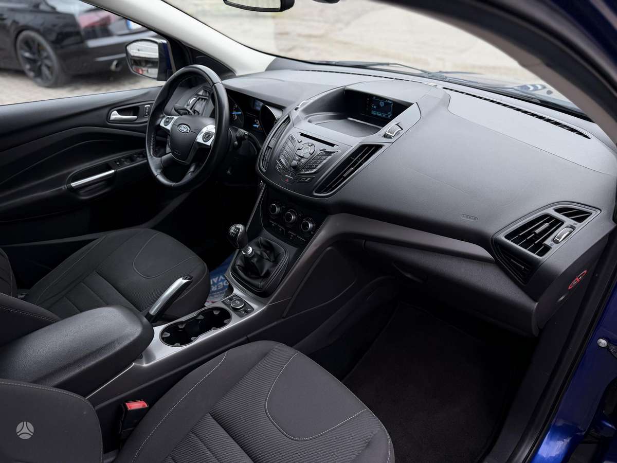 Ford Kuga 2014 — photo 18