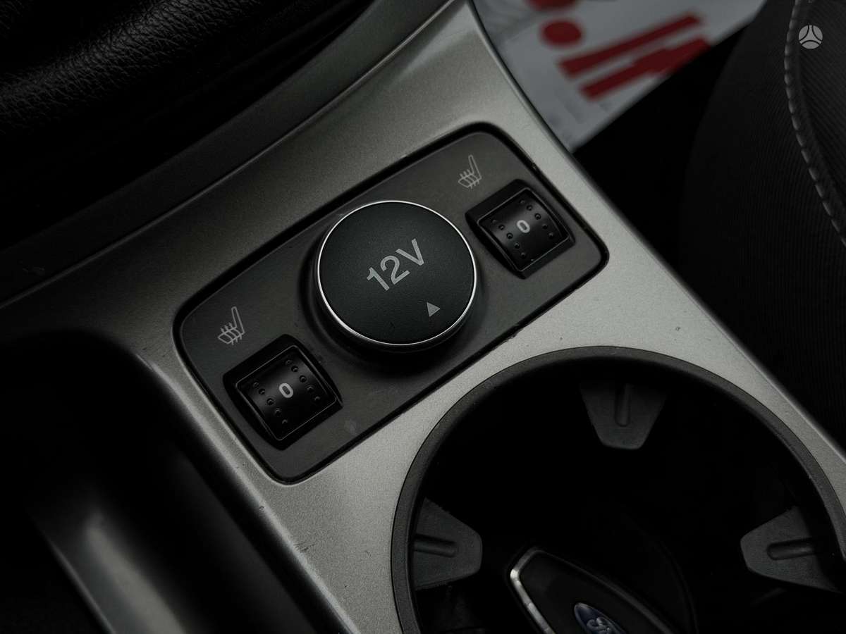 Ford Kuga 2014 — photo 34