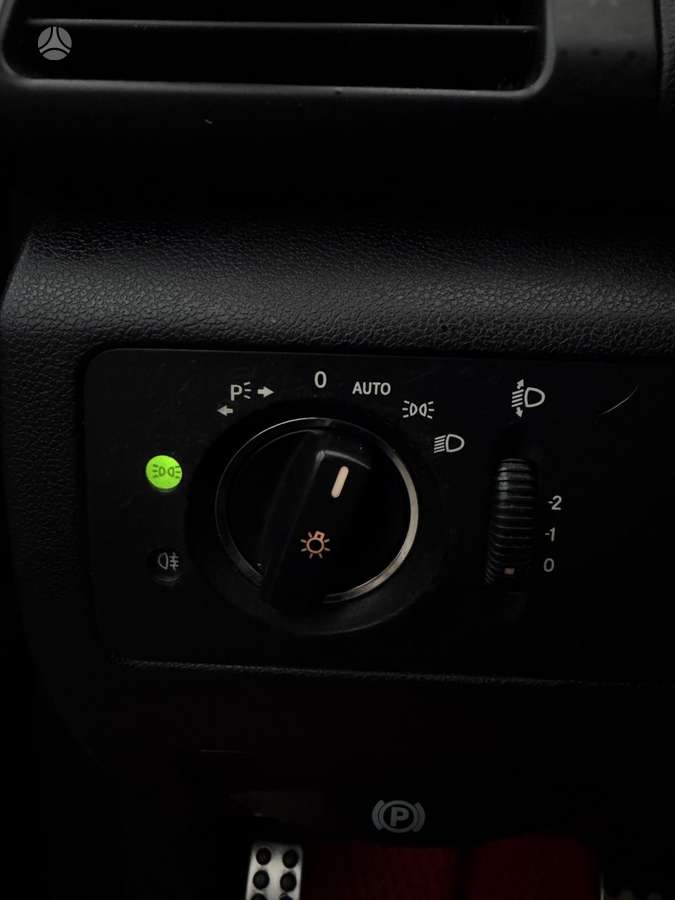 Mercedes-Benz R320 2009 — photo 30