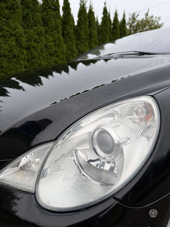 Mercedes-Benz R320 2009 — engine 2998 cm³, 224 HP (165kW)