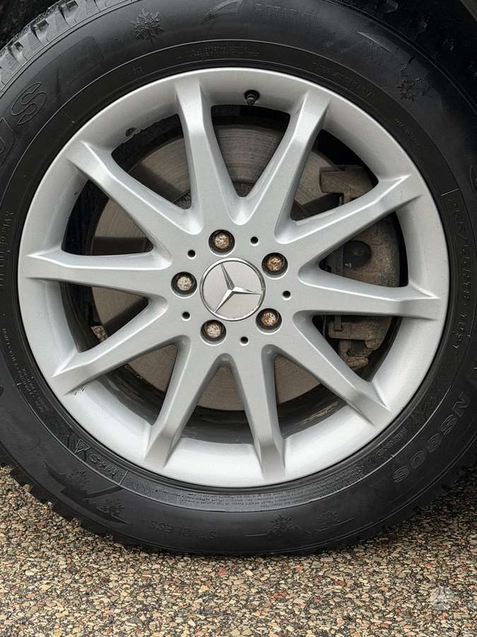 Mercedes-Benz R320 2009 — photo 8