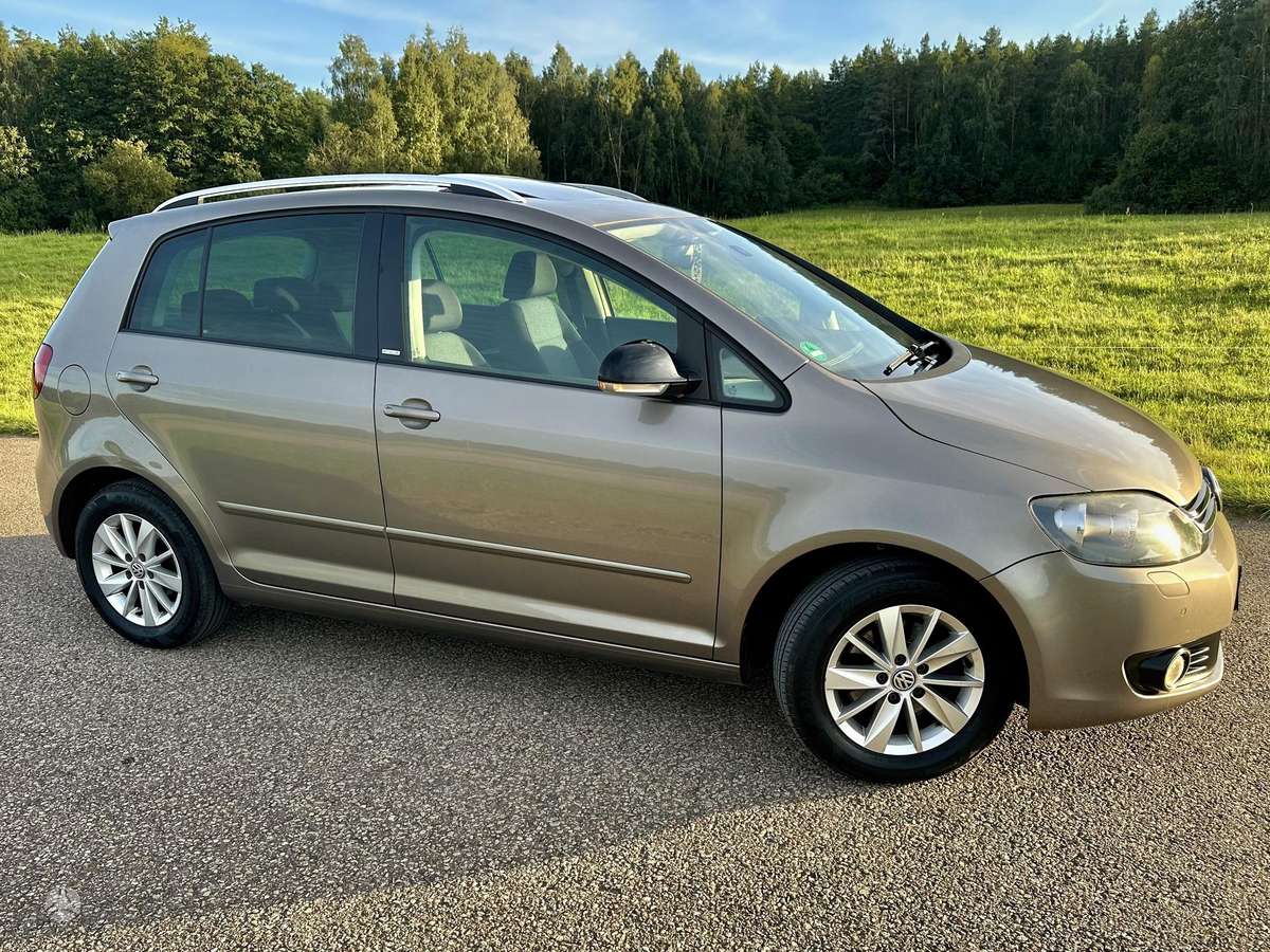 Volkswagen Golf 2012 — vehicle for AFU Ukraine