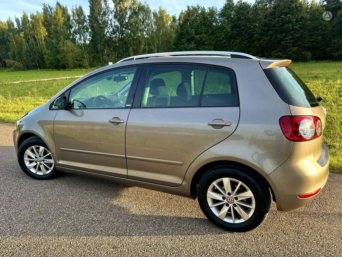 Volkswagen Golf 2012 — photo 11