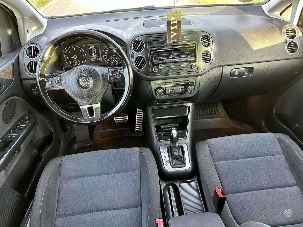Volkswagen Golf 2012 — photo 25