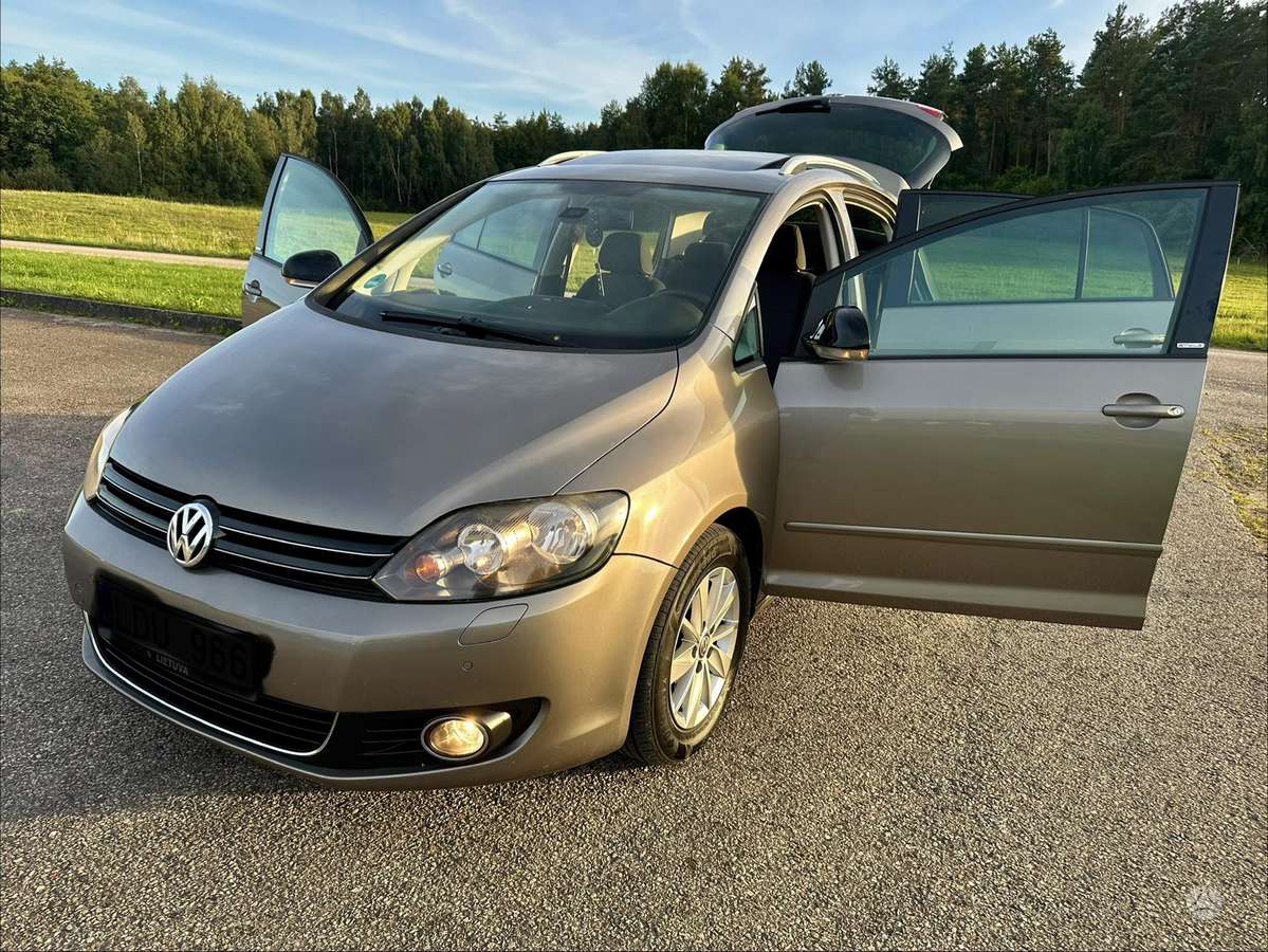 Volkswagen Golf 2012 — photo 26