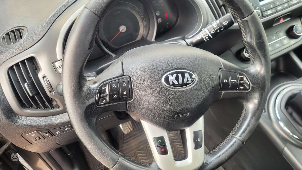 Kia Sportage 2013 — photo 16