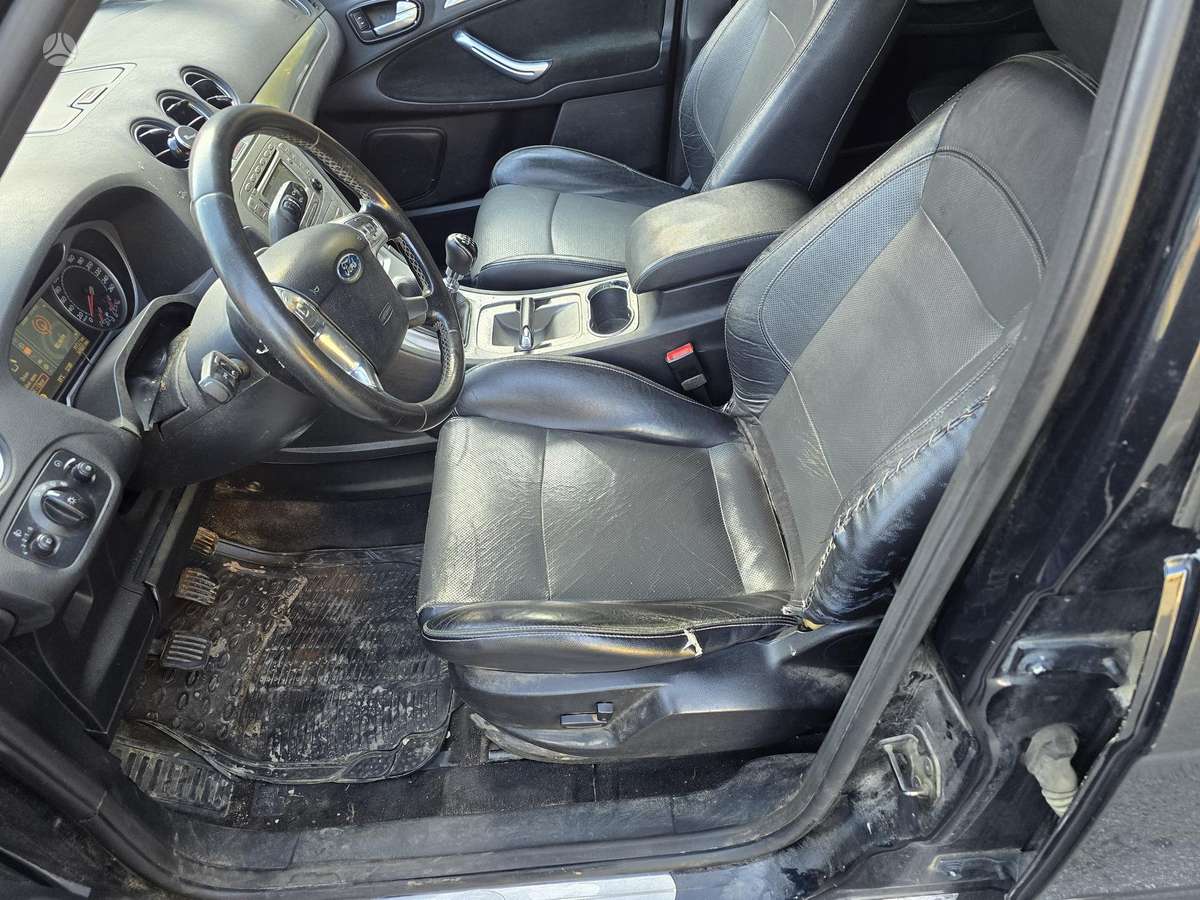 Ford S-MAX 2008 — photo 9