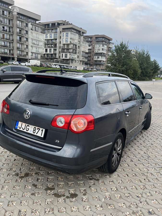 Volkswagen Passat 2010 — photo 7