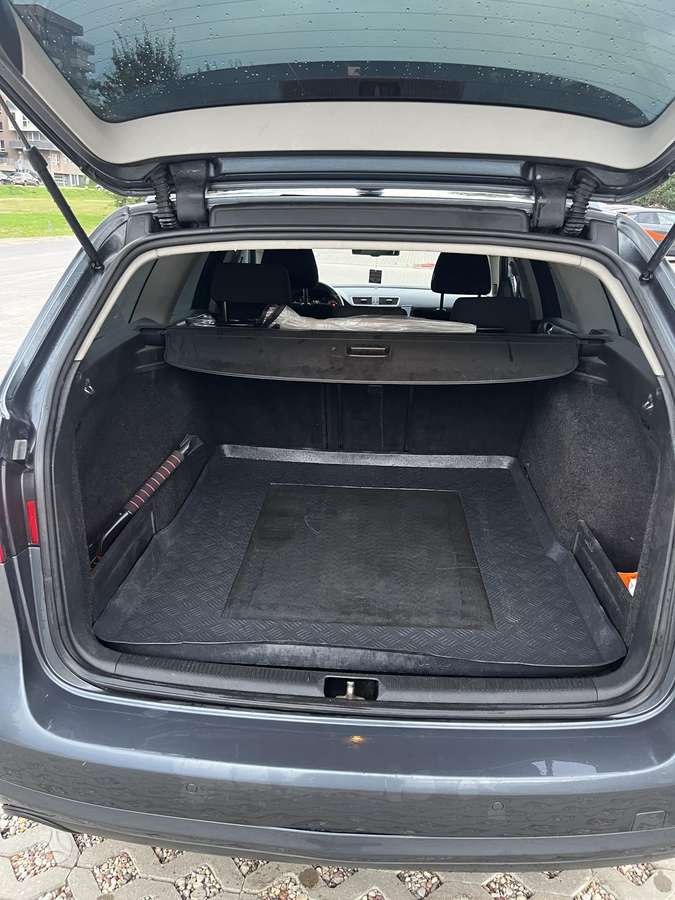 Volkswagen Passat 2010 — photo 9