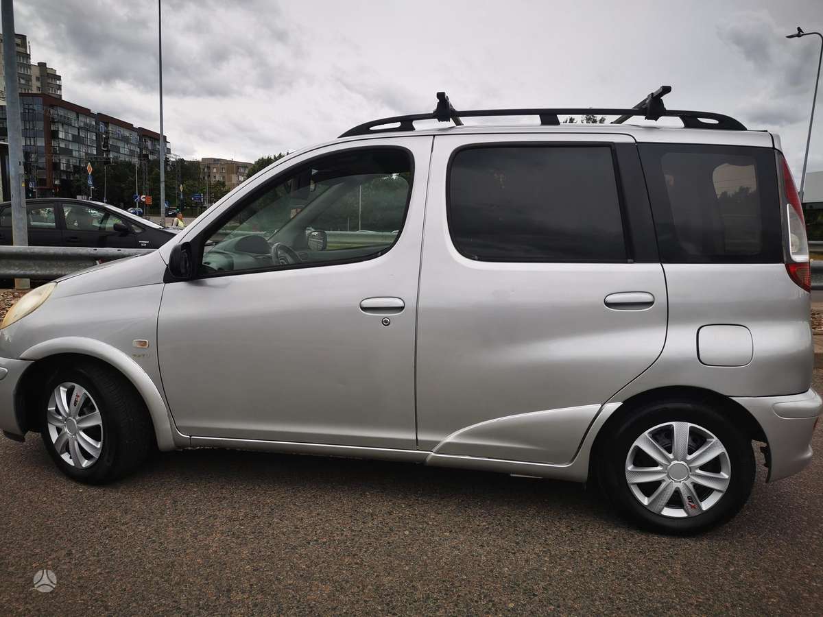 Toyota Yaris 2005 — photo 10