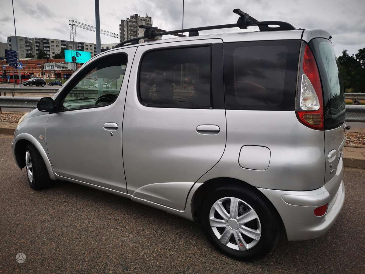 Toyota Yaris 2005 — photo 15