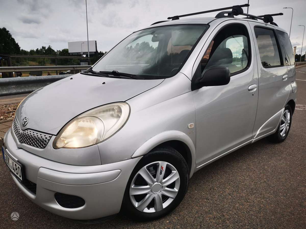Toyota Yaris 2005 — photo 17