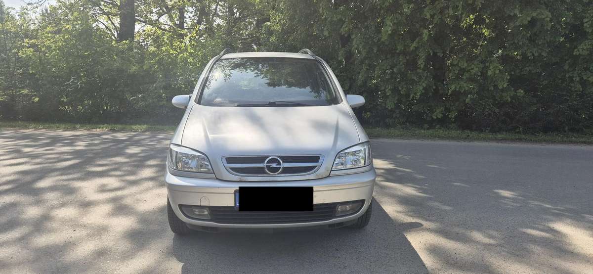 Opel Zafira 2005 — engine 2200 cm³, 125 HP (92kW)