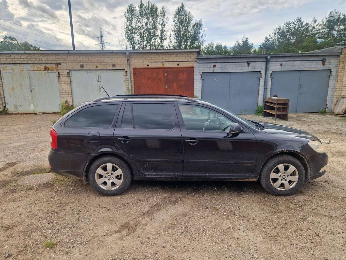 Skoda Octavia 2011 — photo 7