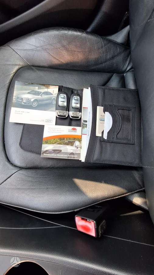 Audi A4 2012 — photo 15