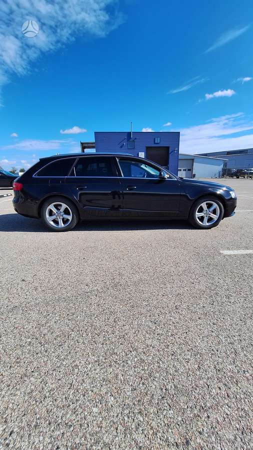 Audi A4 2012 — photo 5