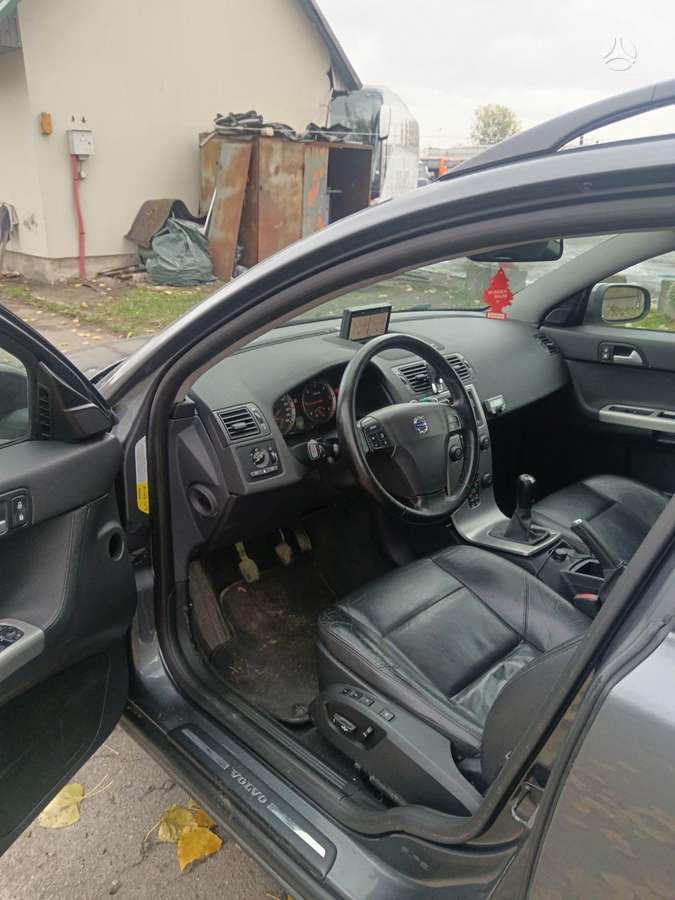 Volvo V50 2007 — photo 11