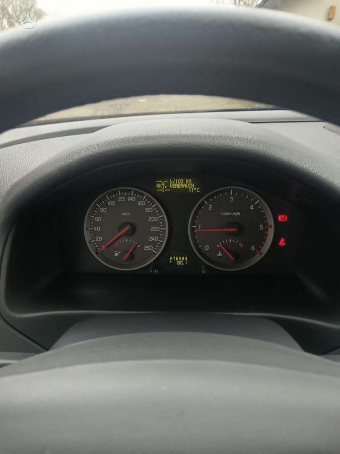 Volvo V50 2007 — interior