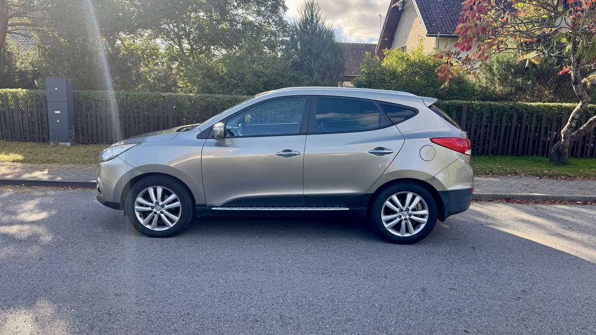 Hyundai ix35 2011 — photo 7