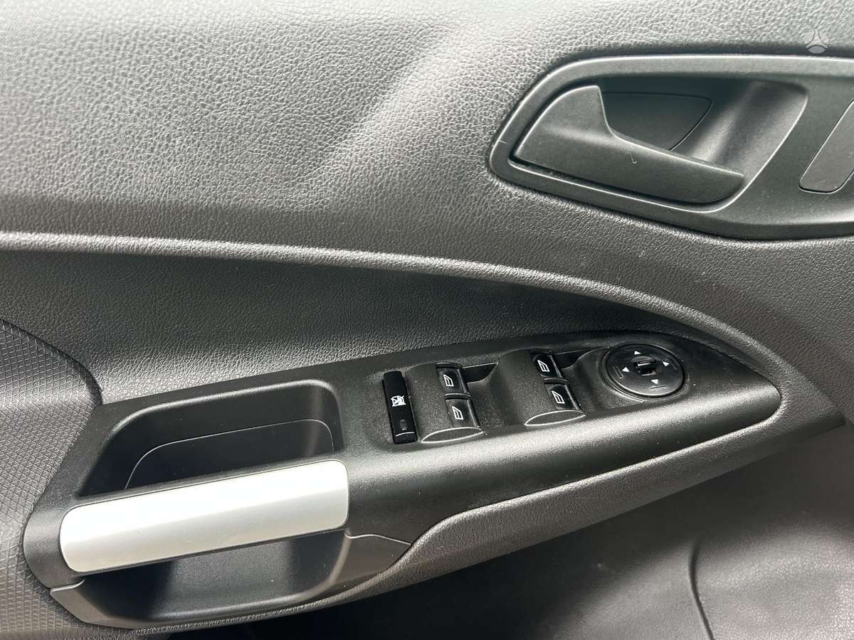 Ford Tourneo 2014 — фото 16