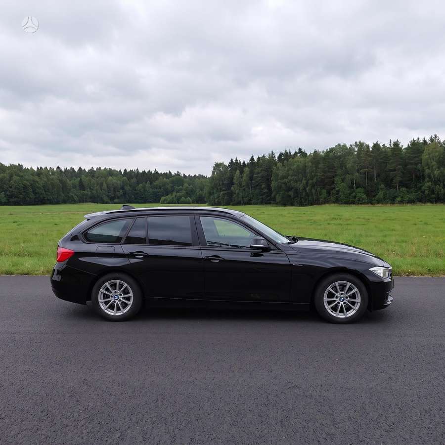 BMW 320 2013 — photo 7