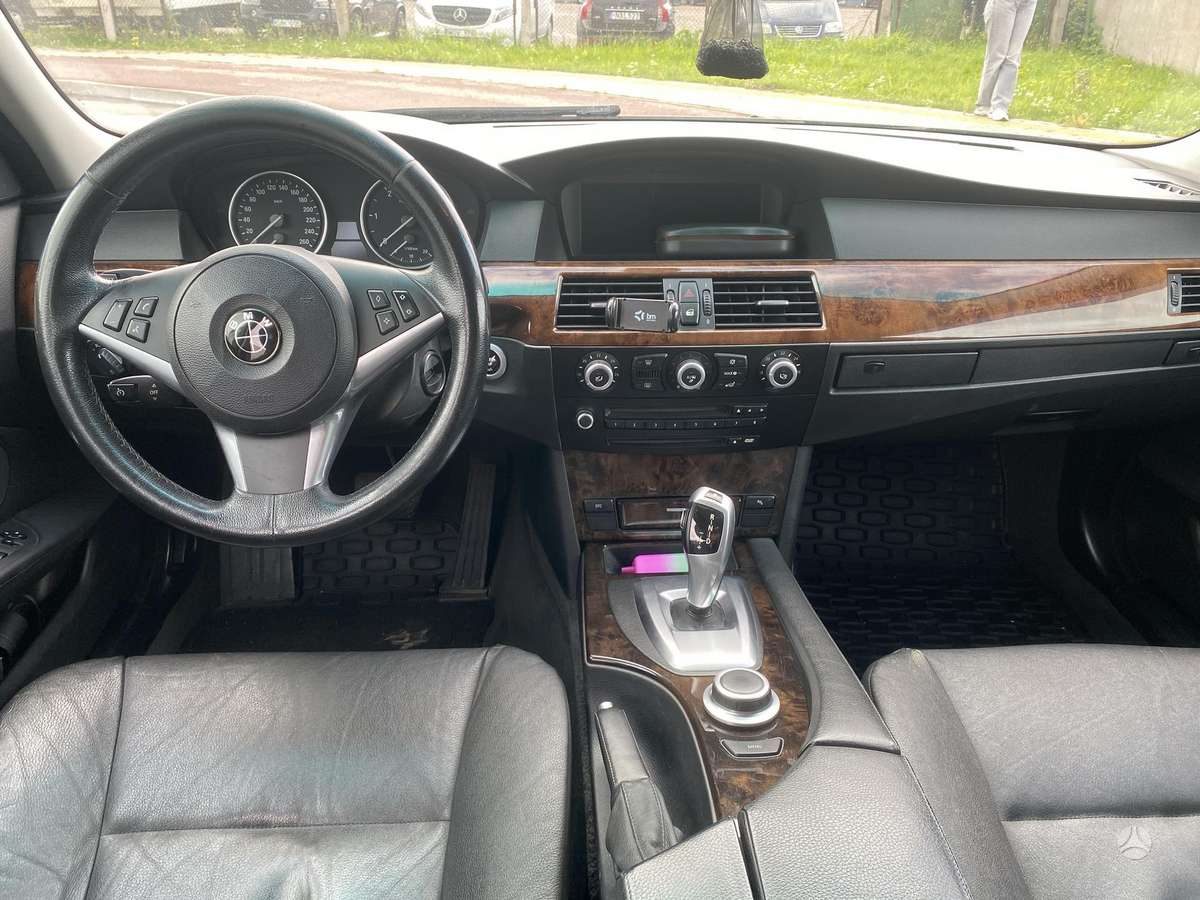 BMW 530, 2009