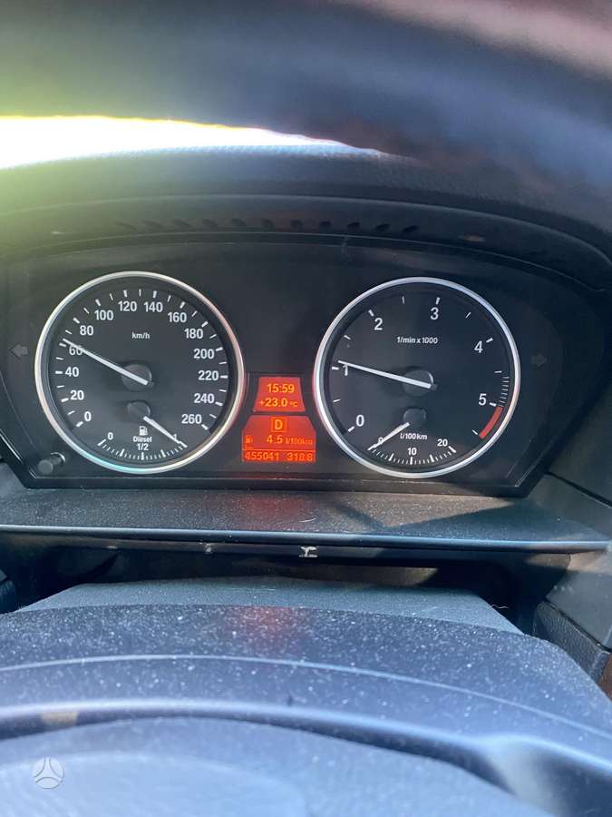 BMW 530 2009 — photo 12