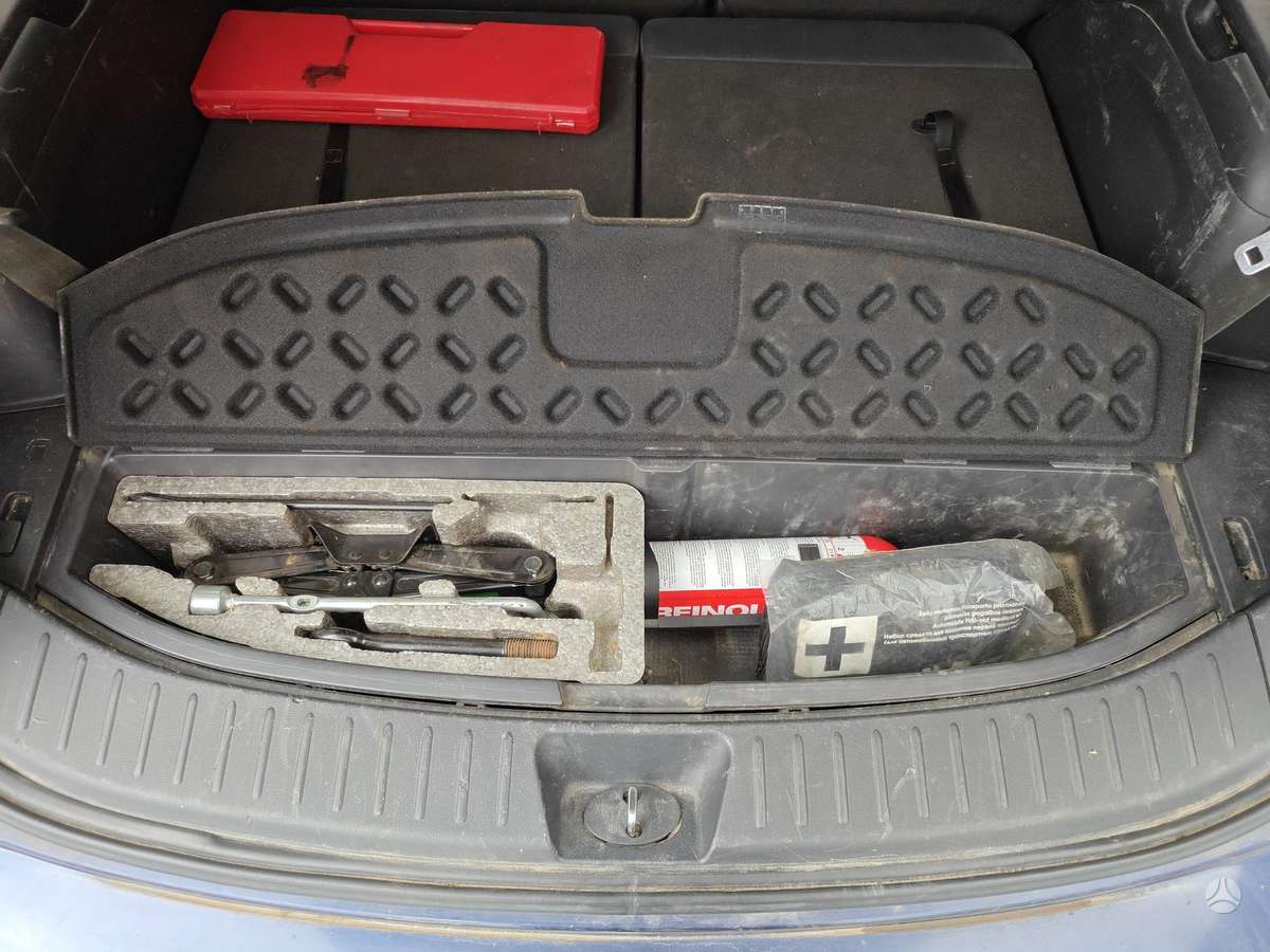 Kia Carens 2007 — photo 19