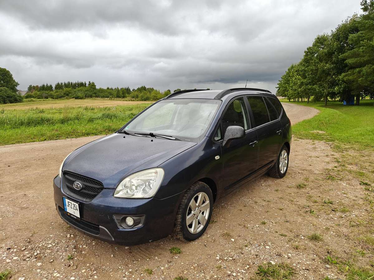 Kia Carens 2007 — photo 5