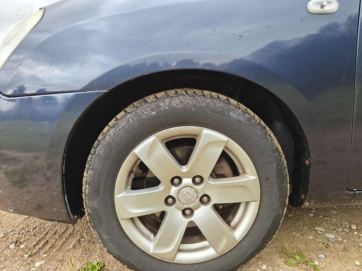 Kia Carens 2007 — photo 6
