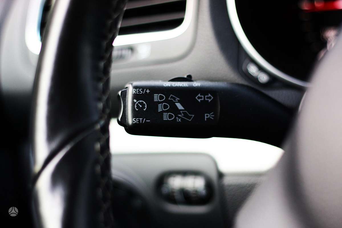 Volkswagen Golf 2012 — photo 28