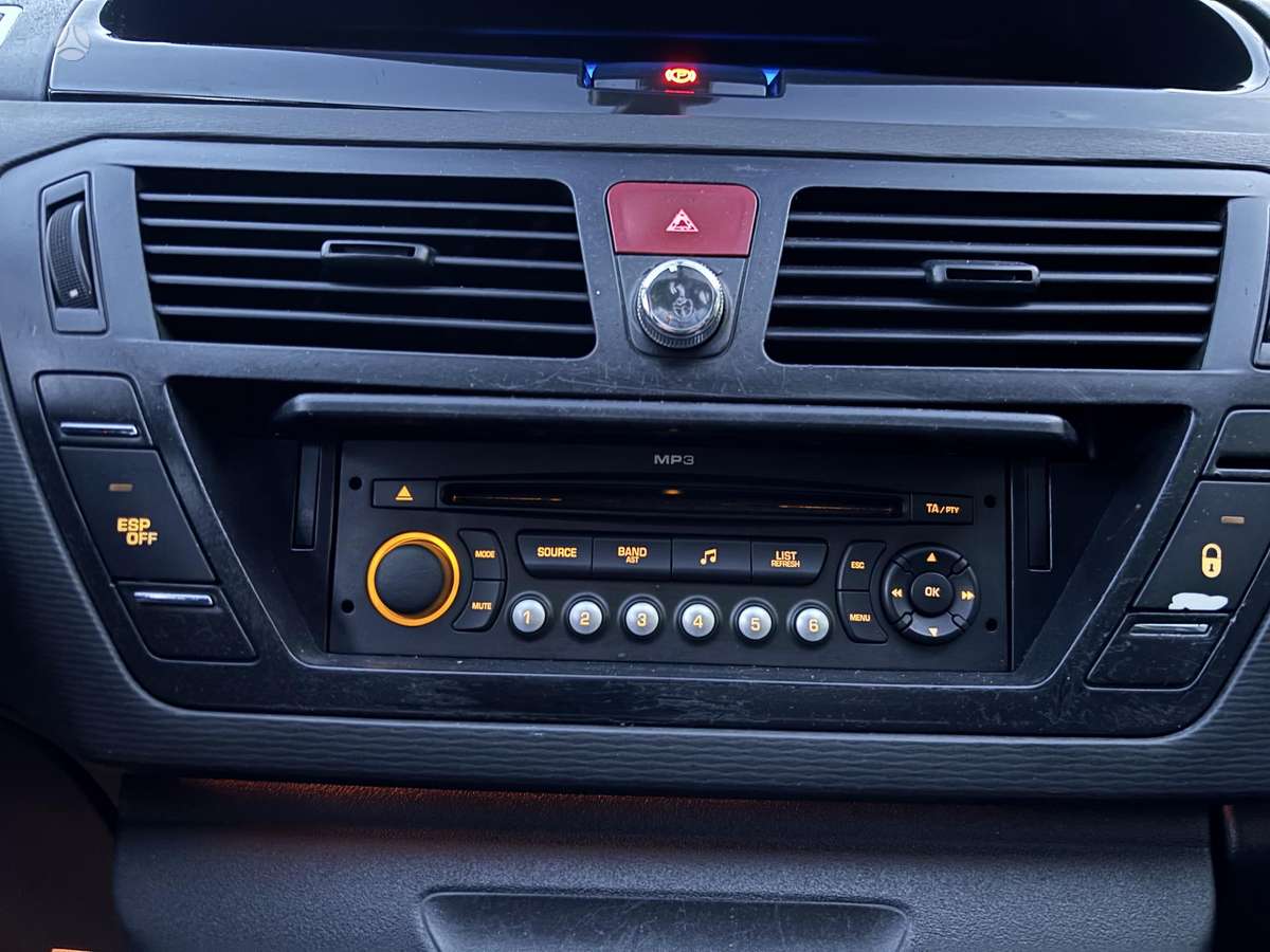 Citroen C4 2007 — photo 19