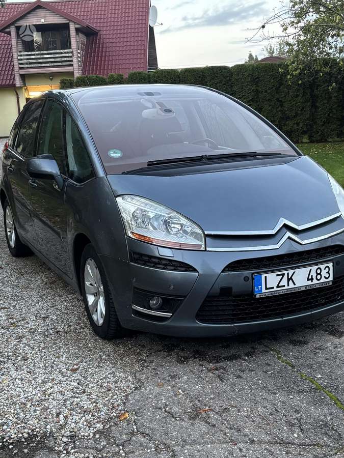 Citroen C4 2007 — rear view