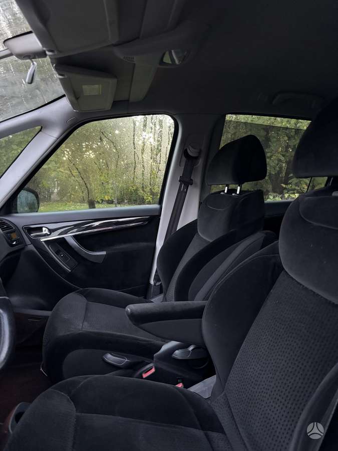 Citroen C4 2007 — photo 9