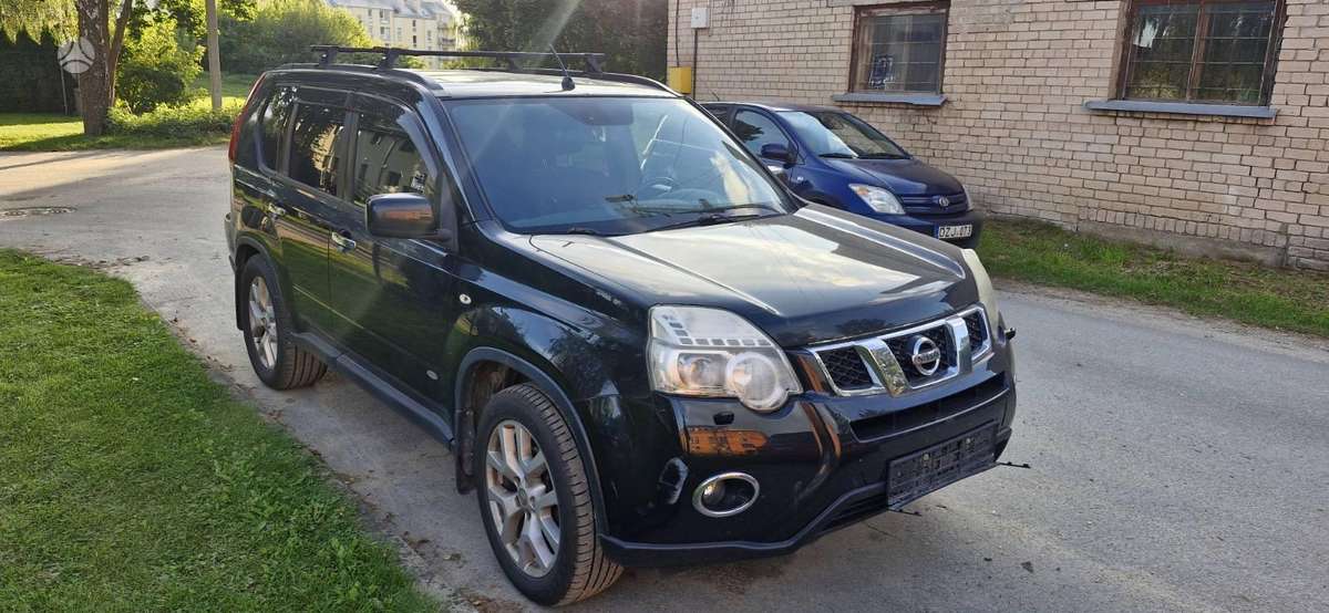 Nissan X-Trail 2015 — vehicle for AFU Ukraine