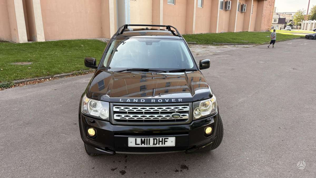 Land Rover 2011 — вигляд ззаду