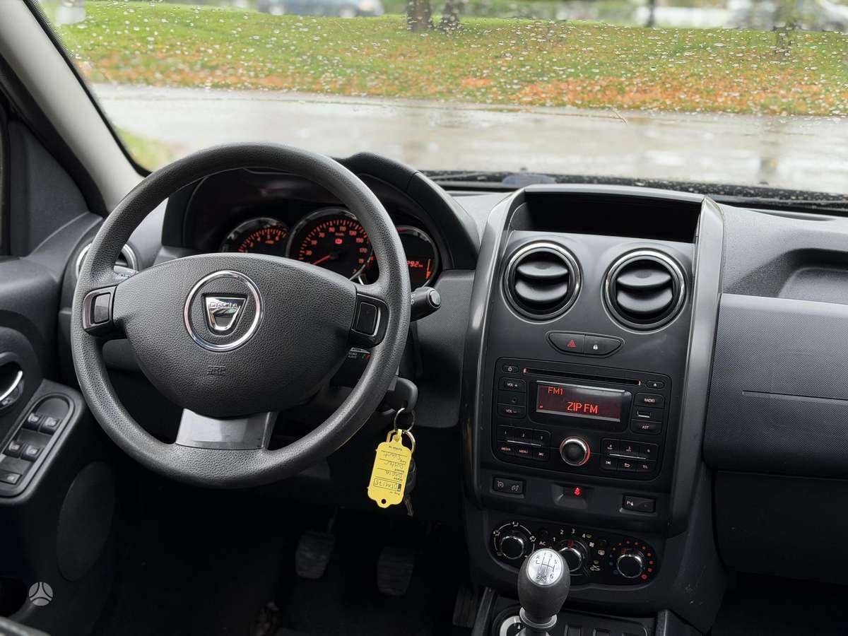 Dacia Duster 2015 — photo 13