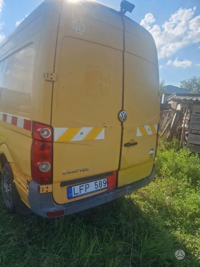 Volkswagen Crafter 2010 — photo 6