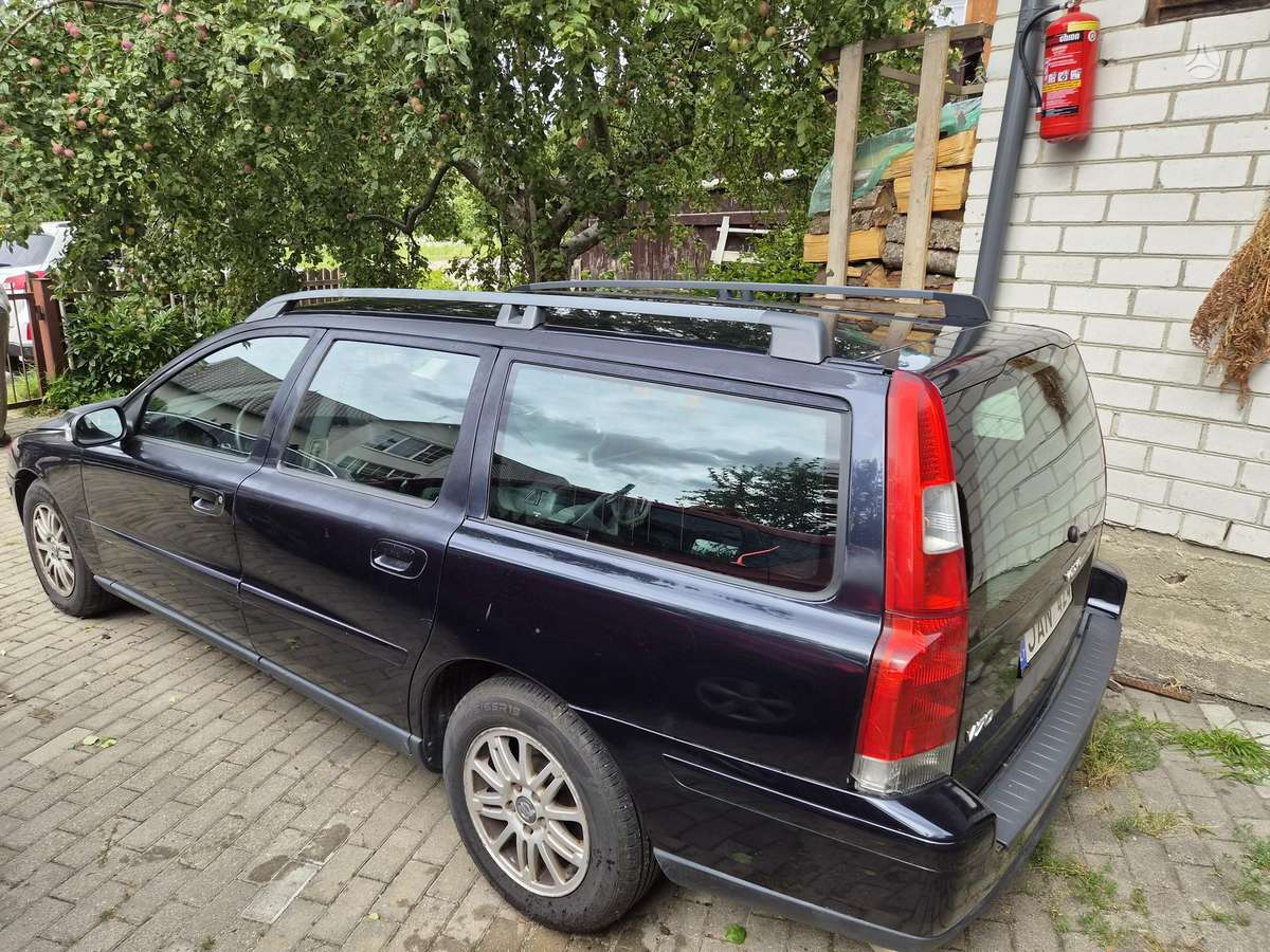 Volvo V70 2008 — двигун 2435 cm³, 170 HP (125kW)
