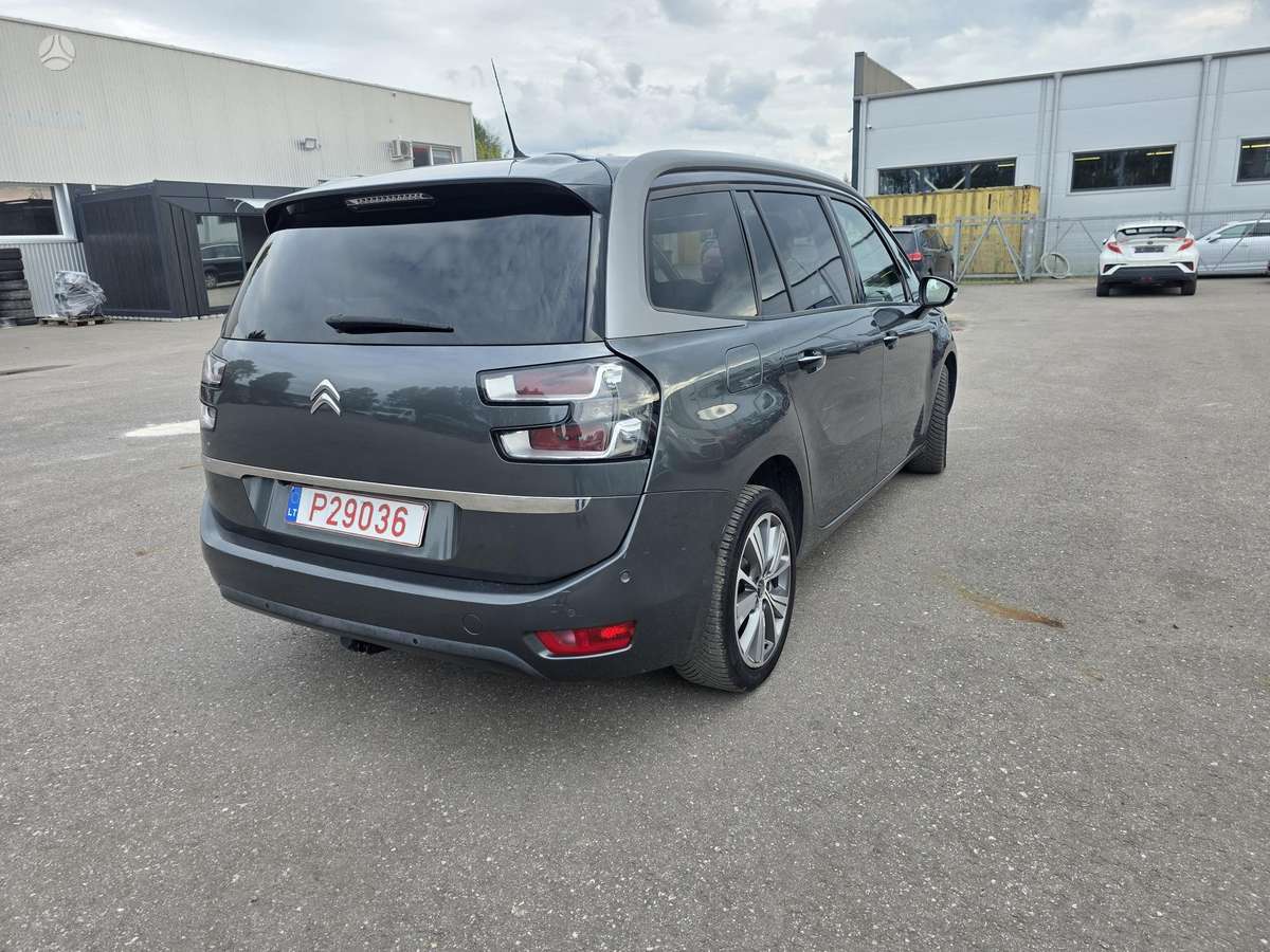 Citroen C4 2015 — photo 9